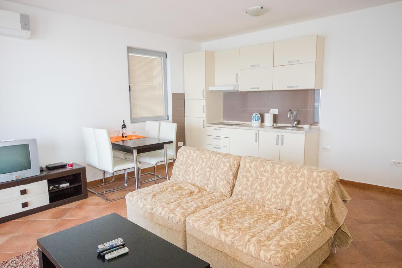 Apartments Palma Dobra Voda Dış mekan fotoğraf